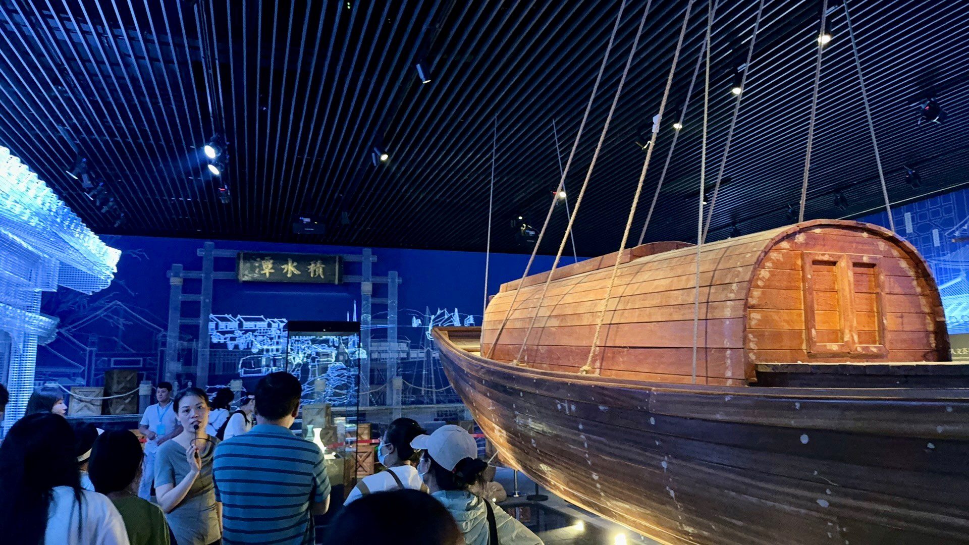 Beijing Grand Canal Museum draws large crowds-5