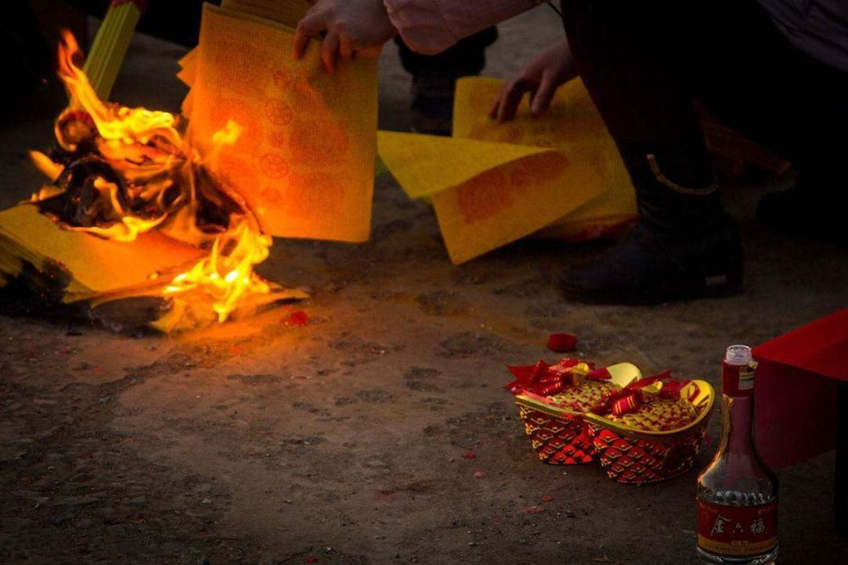 The Tomb Sweeping Festival (Qingming Festival)-2