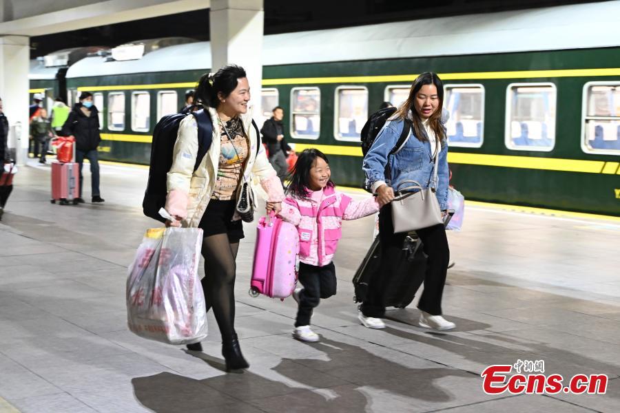 2024 Spring Festival travel rush begins-2