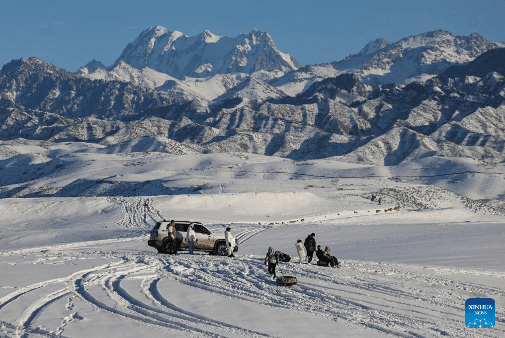 Winter tourism gaining popularity in Xinjiang's Tianshan Village-3