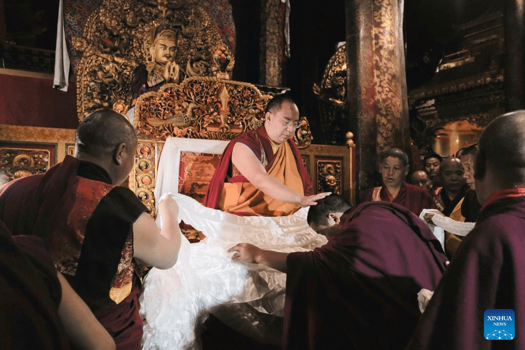 Panchen Rinpoche visits revered Jokhang Temple in Chinese city of Lhasa-2