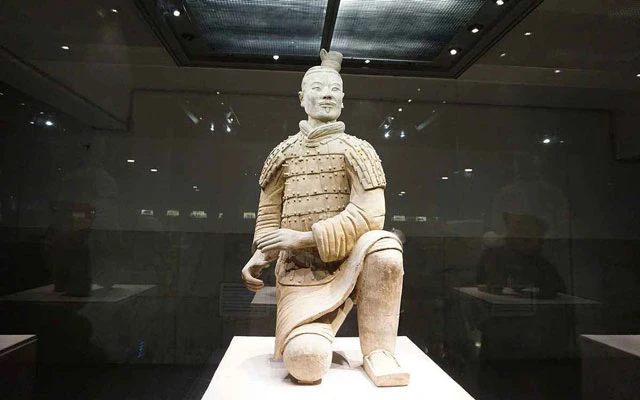 Chinese Sculpture and Jade in Ancient Time