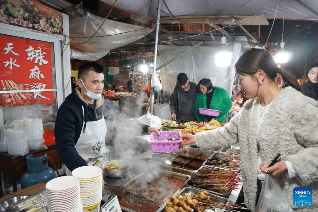 Local delicacy spices up tourism in northwest China city-1