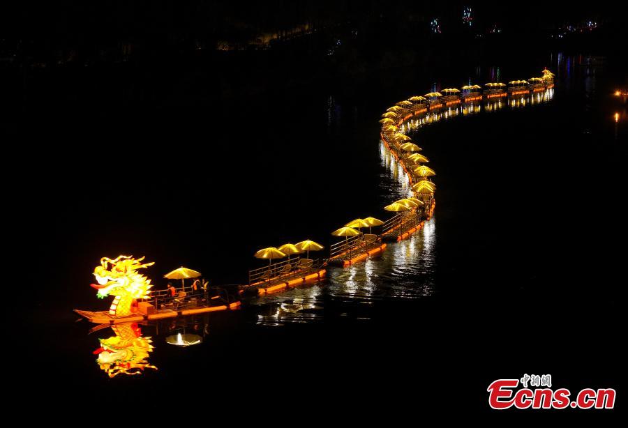 200-meter-long dragon boat rafts on river-4