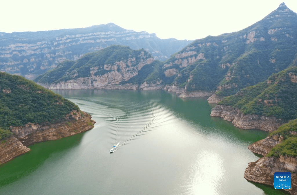 Scenery of canyon on Yellow River in Henan-11