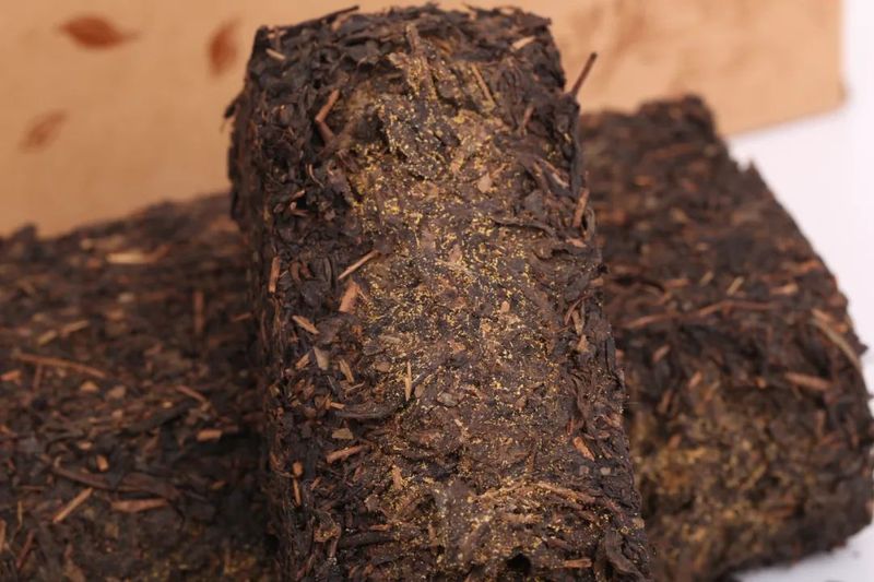 Anhua Black Tea: A Treasure of Health Steeped in Time-1