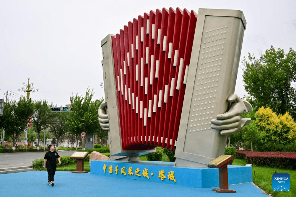 Tacheng City promotes accordion culture, tourism in NW China's Xinjiang-17