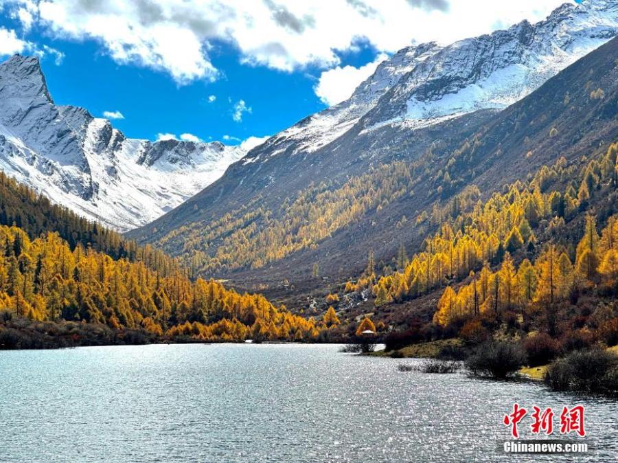 Fairyland scenery at Majiagou valley in Sichuan-2