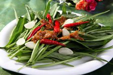 Preparation Method for Stir-Fried Water Spinach-4