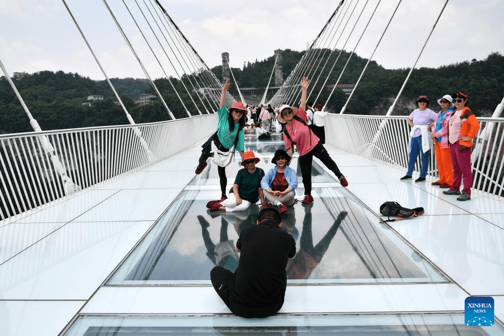 China's Zhangjiajie sees record high S. Korean tourists in Q1-6