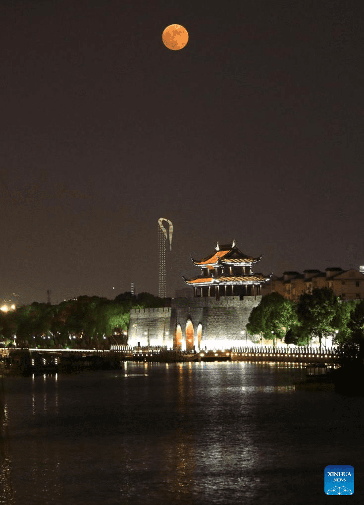 Full moon seen on Mid-Autumn Festival-8