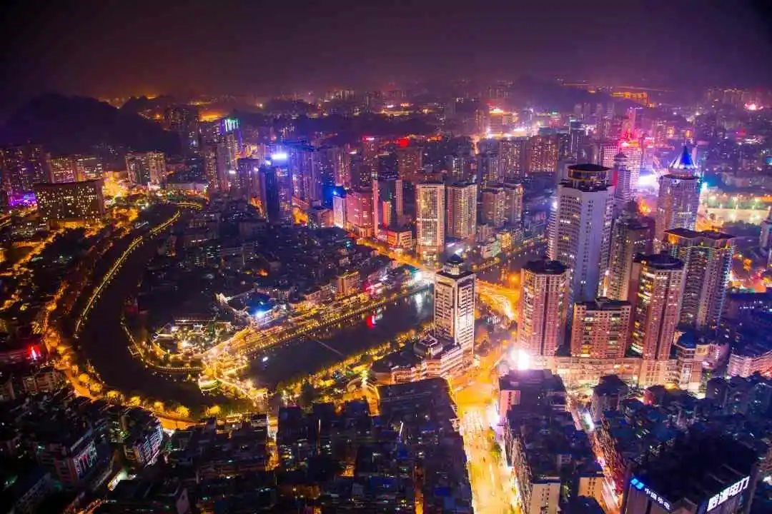 Booming nighttime economy in Guiyang, SW China's Guizhou-6