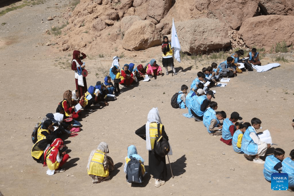 Chinese team holds heritage protection class for Afghan students-2