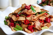 How to Make Stir-Fried Tofu and Meat