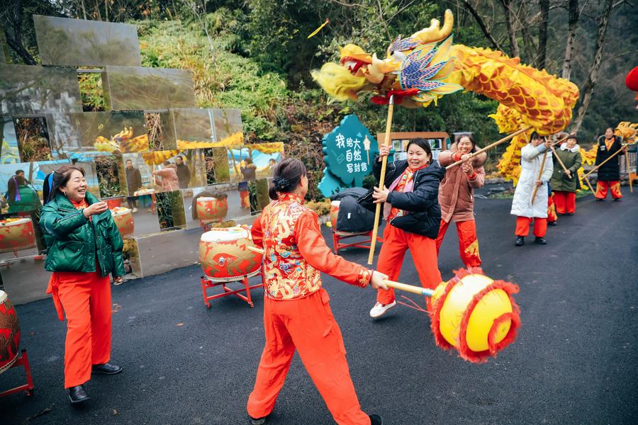 Cultural revival helps retain charm of rural China-4