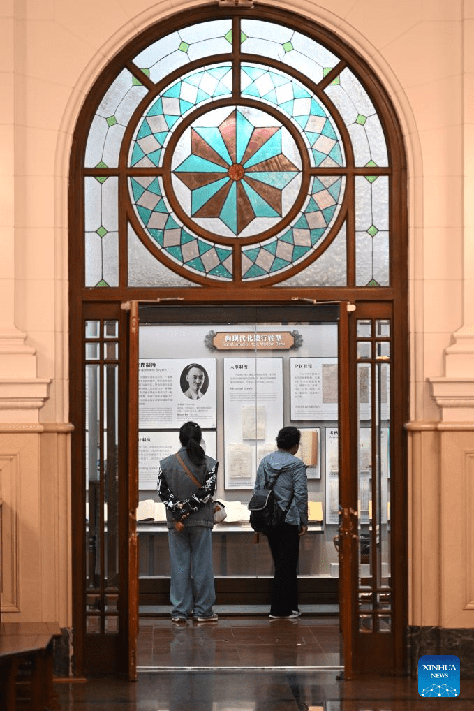 Jiefang North Road attracts visitors with Western-Style architecture and relics in Tianjin-3