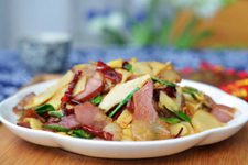 How to Make Bamboo Shoots Stir-Fried with Meat-4