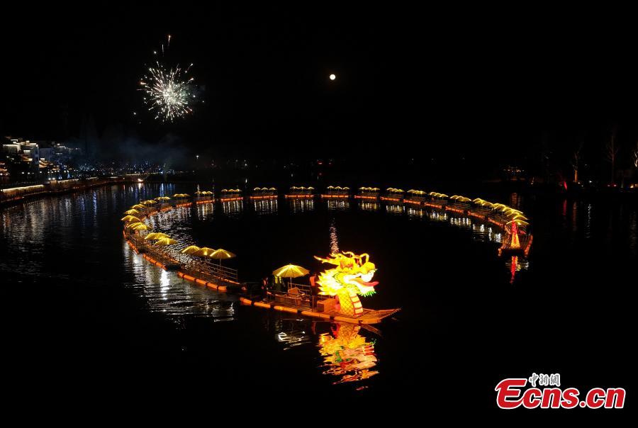 200-meter-long dragon boat rafts on river-1