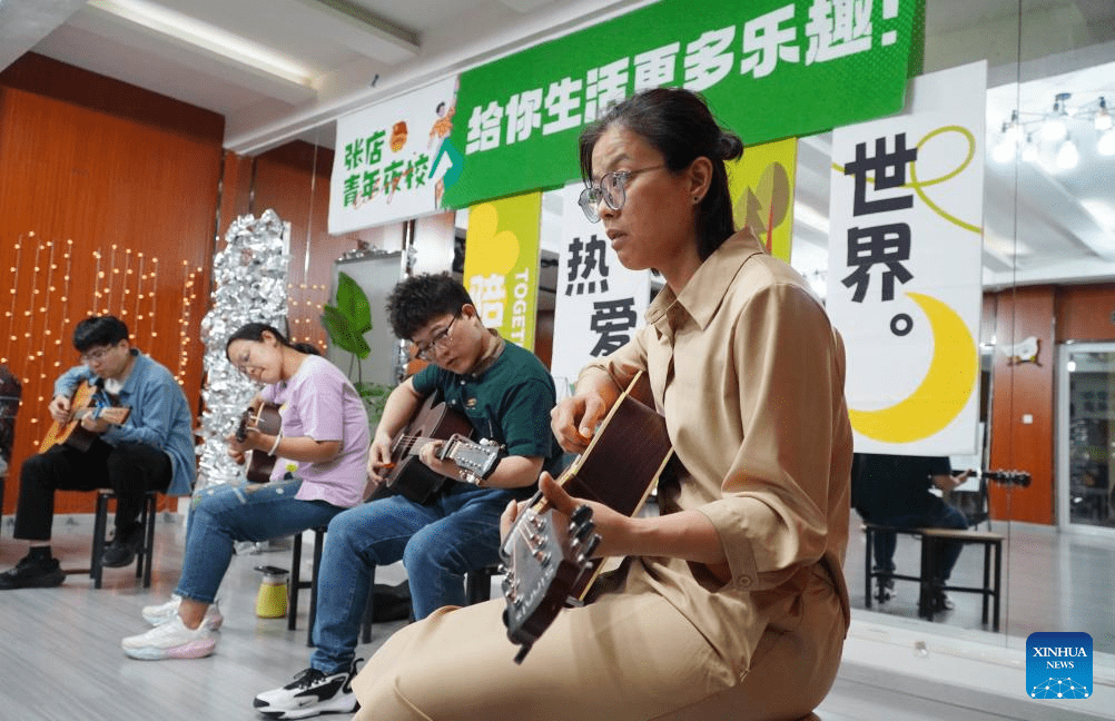 Night schools opened for young people to study and relax in Zibo-9