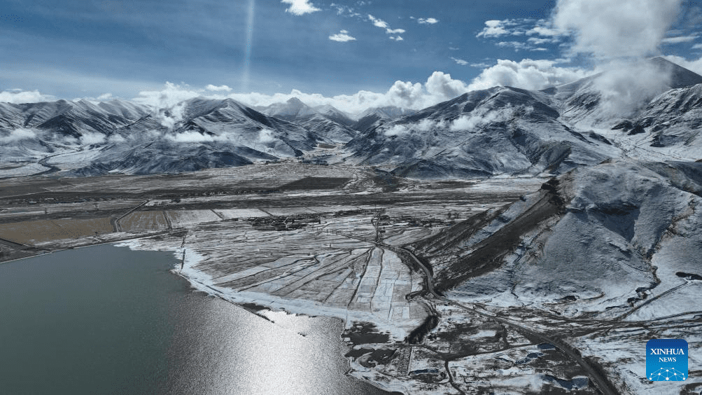 Snow scenery of Lhasa, SW China-3