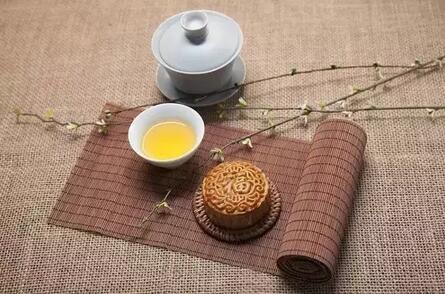 Tea, Slow Down the Pace of Aging-2