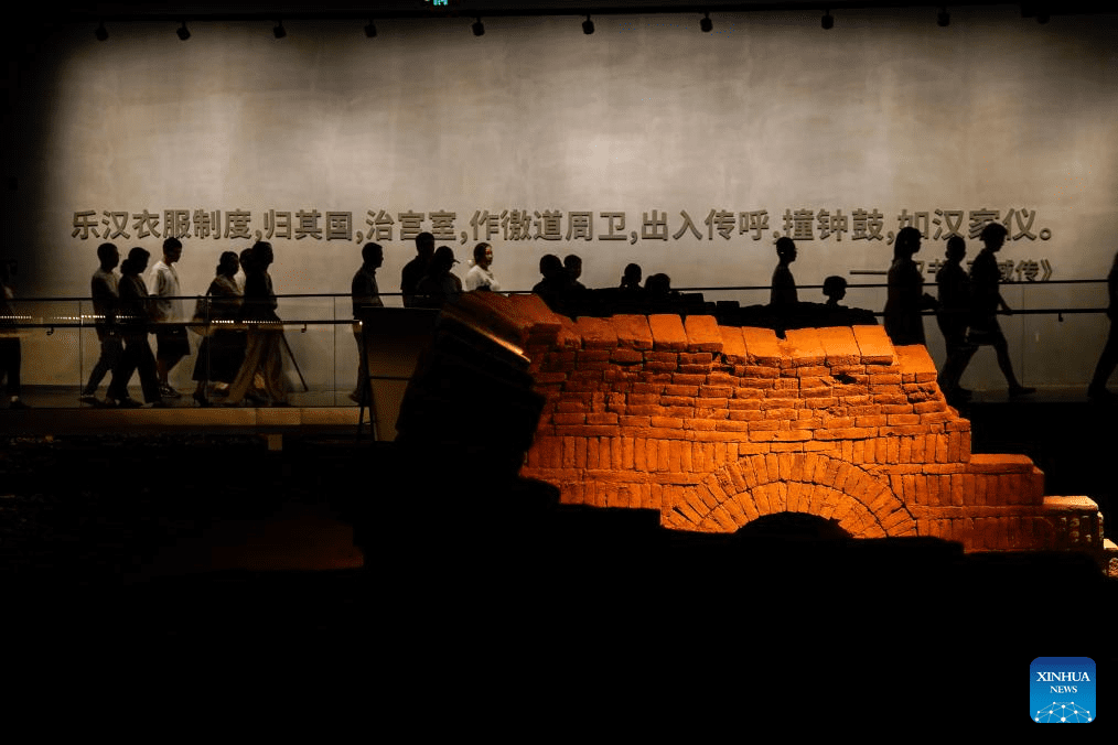 Ancient Silk Road underground tombs museum opens in Xinjiang-4