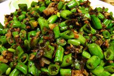 How to Cook Green Olive Stir-fried Green Beans-4