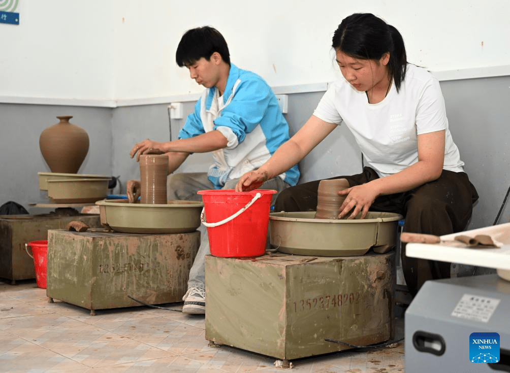 Ancient Jieshou painted pottery revives in modern time-2