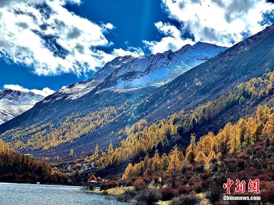 Fairyland scenery at Majiagou valley in Sichuan-1