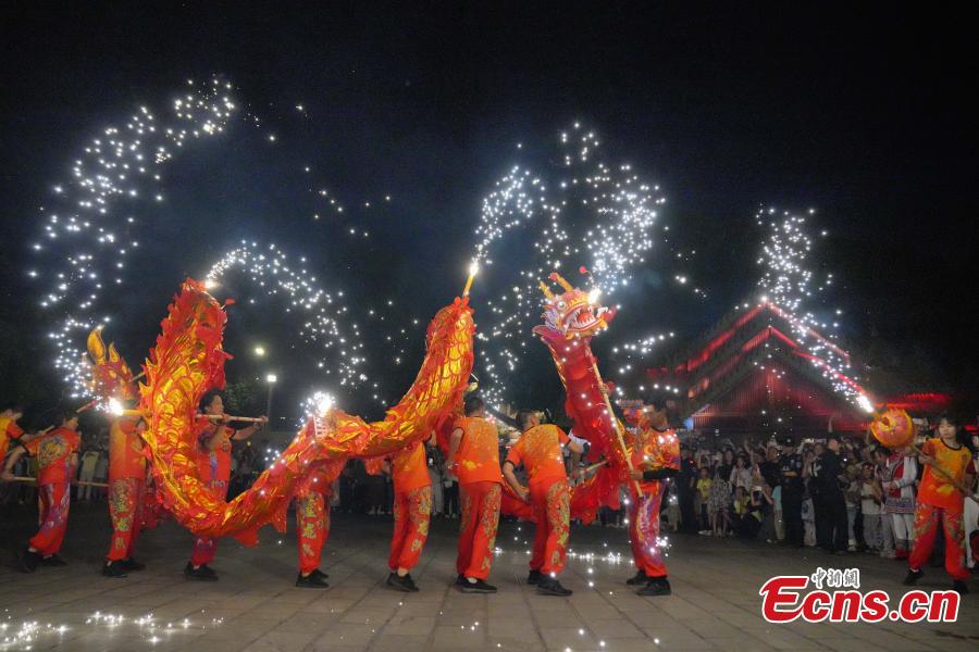 Torch festival celebrated in SW China-4