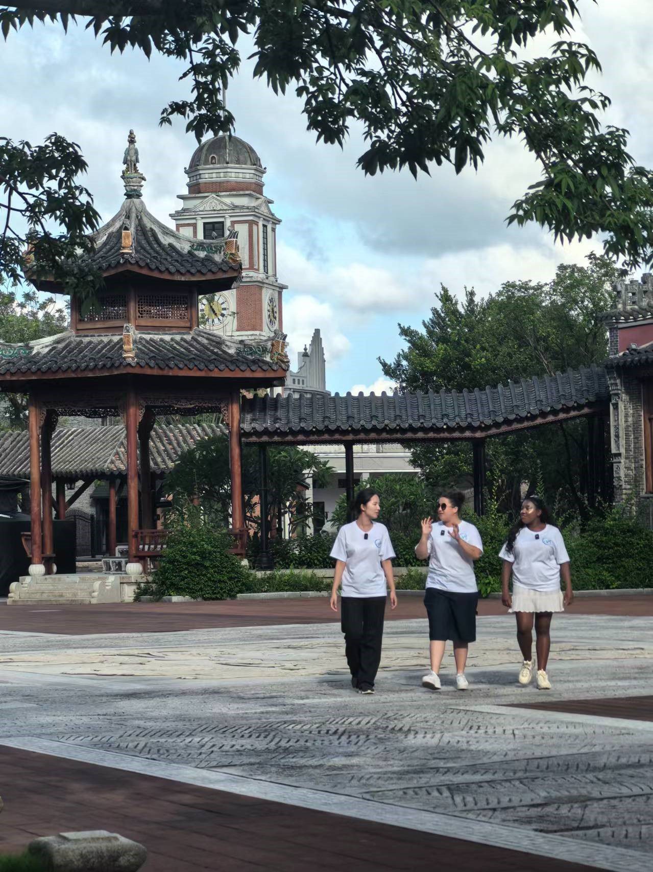 British students explore intangible cultural heritage in China's Greater Bay Area-10