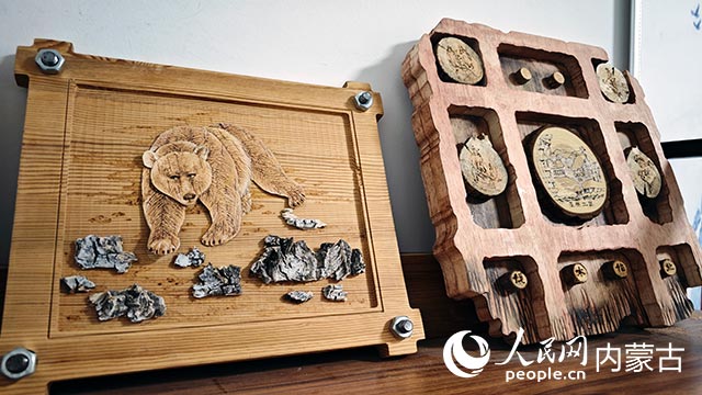 Artist breathes new life into traditional deadwood art in N China's Inner Mongolia-3