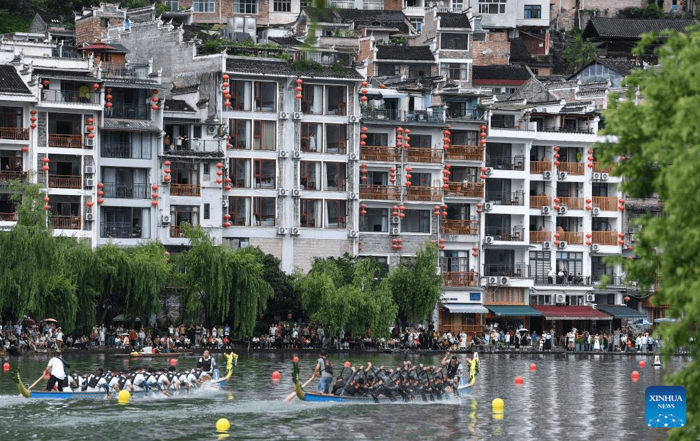 Dragon boat races held across China to mark Duanwu Festival-6