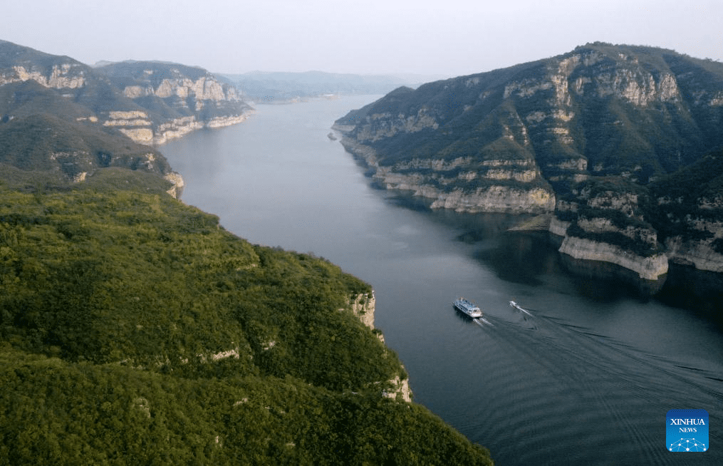 Scenery of canyon on Yellow River in Henan-6