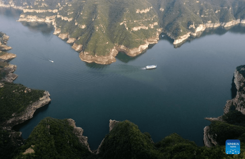 Scenery of canyon on Yellow River in Henan-3