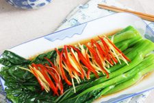 How to Stir-Fry Chinese Flowering Cabbage-3