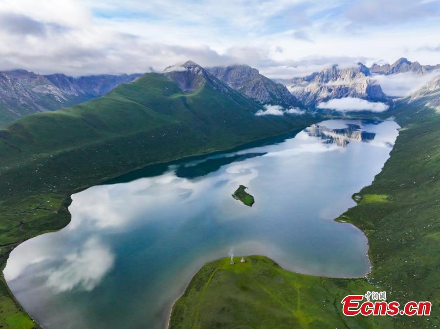 Scenery of Nianbaoyuze Mountain Scenic Resort in Qinghai-5