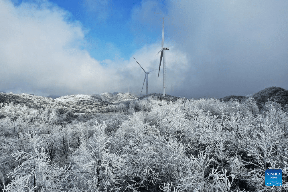 In pics: Snow scenery across China-13