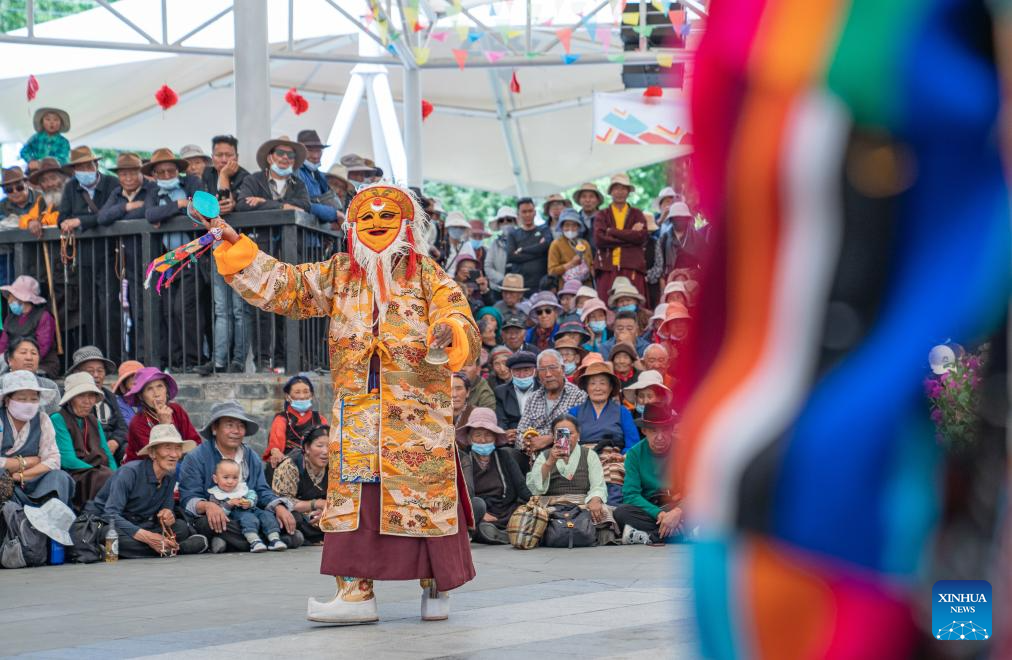 Folk artists stage Tibetan opera performance in Lhasa, SW China's Xizang-7