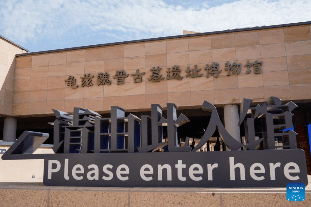 Ancient Silk Road underground tombs museum opens in Xinjiang-3