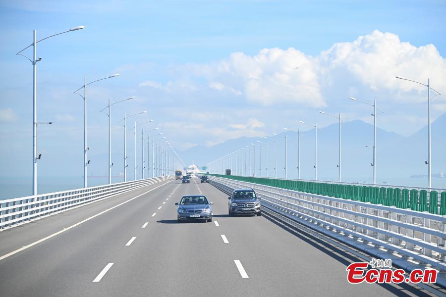 2 mln private vehicles pass through Hong Kong-Zhuhai-Macao Bridge-2