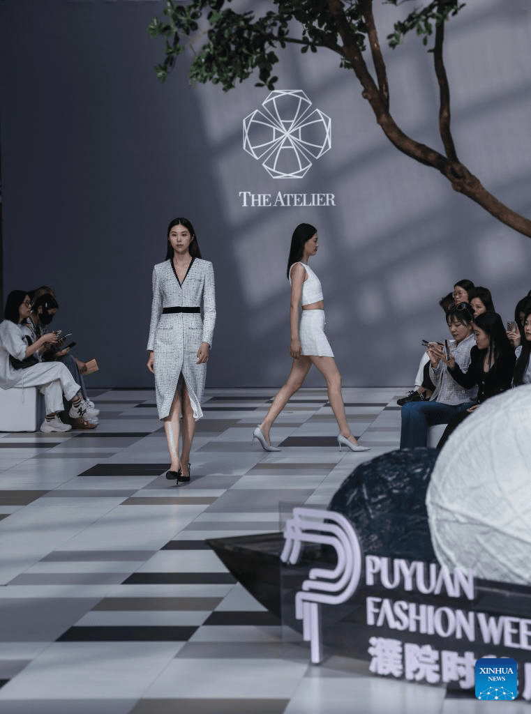 Highlights of Puyuan fashion week in east China-5