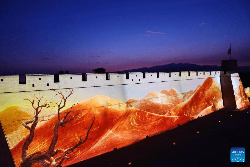 Night view of Jiayu Pass scenic area in China's Gansu-1