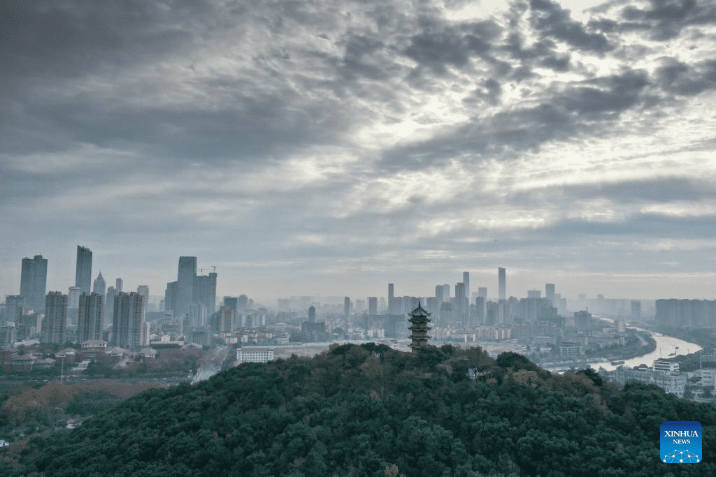 View along Grand Canal in Wuxi, E China-12