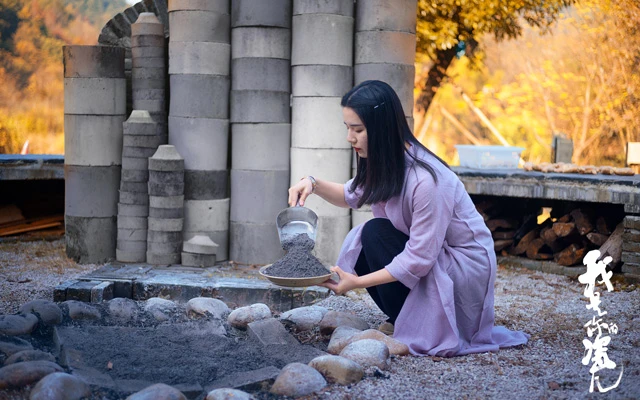 The Chinese Porcelain Trail: Discovering the Legacy and Craftsmanship in a Captivating Documentary-6