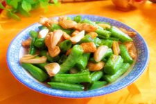 Home-Style Stir-Fried Green Beans-3