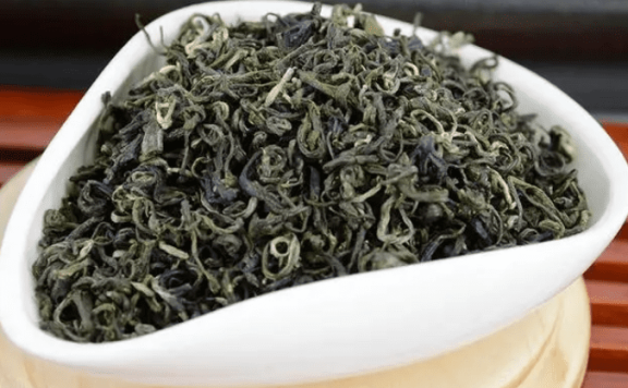 Duyun Maojian: A Gem of Guizhou, Savoring the Aroma of Tea Amidst Mountains and Waters