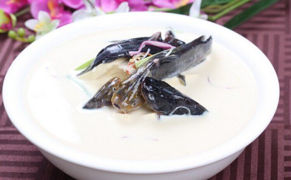 Stewed Tofu with Gamy Fish