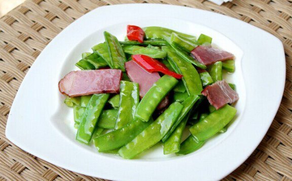 Snow Pea Stir-Fry with Meat