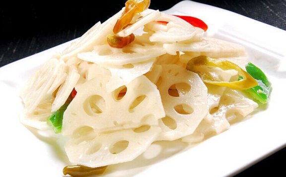 Stir-Fried Lotus Root Slices